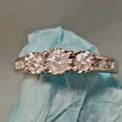  3 Stone Diamond Ring *MAKE. OFFER