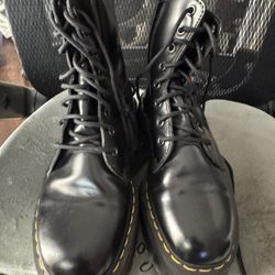 Dr. Martens Platform Jadon Boots