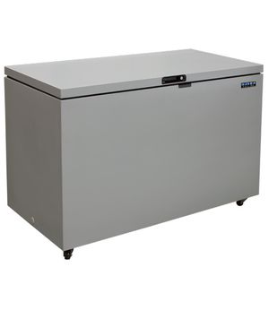 Photo Commercial Chest Freezer 13 cubic foot Capacity 51” inches wide