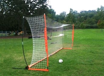Brand New - Bownet Soccer Goal - 7x21 With Carrying Case - Brand New !!
