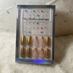 Nail Reformation 32 Press-On Nails Almond Shape Kit