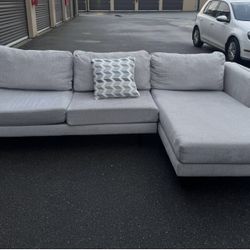 Sectional Couch 