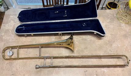 Conn Director Tenor Trombone with Case & Mouthpiece