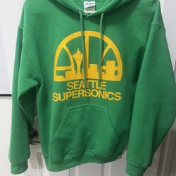 Men’s Small Green Hoodie (Seattle SuperSonics)