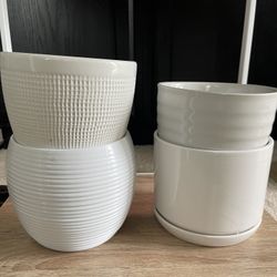 White Ceramic Pots