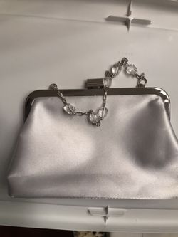 Silver hand clutch