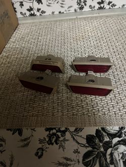 2013 Mercedes-Benz C250. Door. Lights 