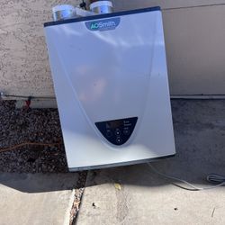 AO Smith Signature Tankless Water Heater