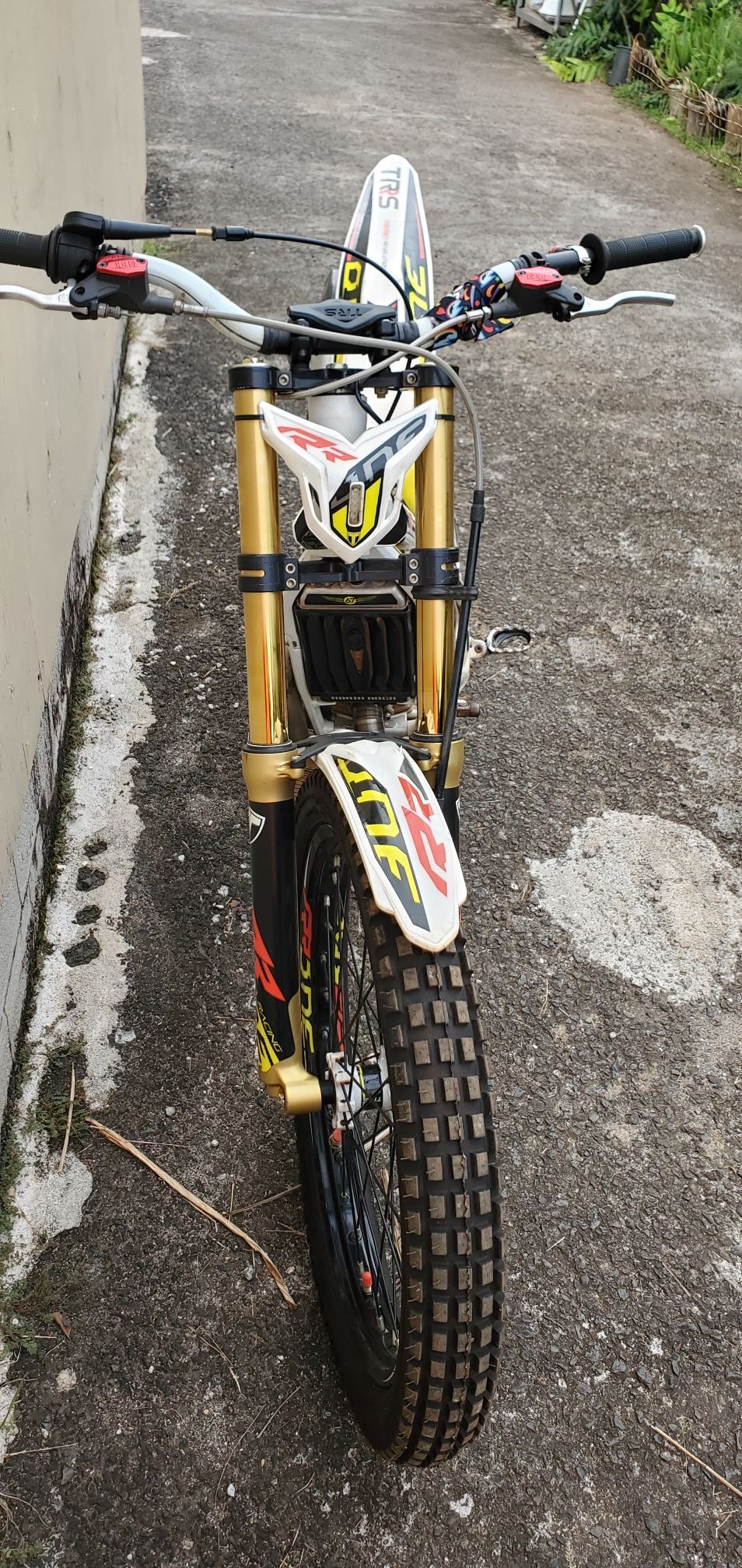 2018 TRS One RR 250 Trials Dirt Bike for Sale in Haleiwa, HI - OfferUp