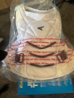 Jen Schro Intermediate Easton Mako Catcher's Chest Protector (New)