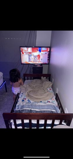Toddler Bed With Matters