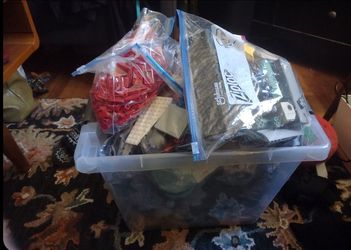 13 lb of bulk Lego