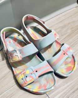 Kids sandals