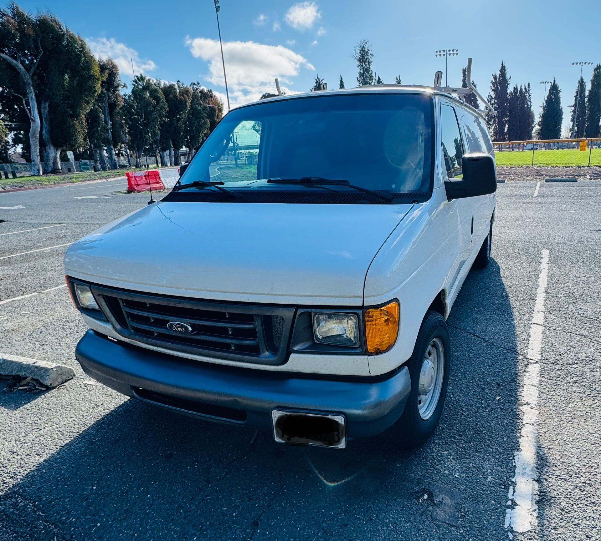 2005 Ford E-150