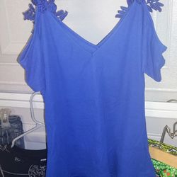 Women's Small Clothes 