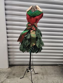 Mannequin Christmas Tree