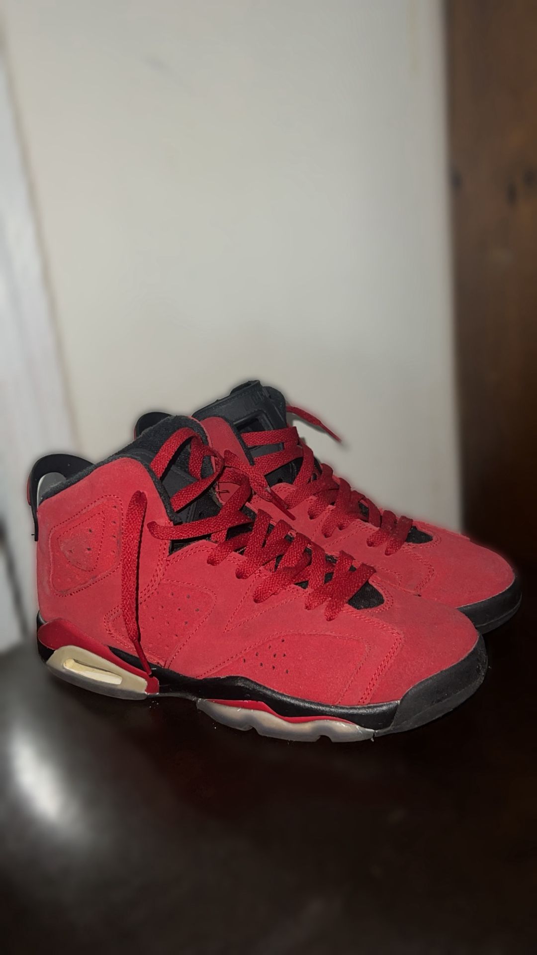 Jordan 6 Toro Bravos 