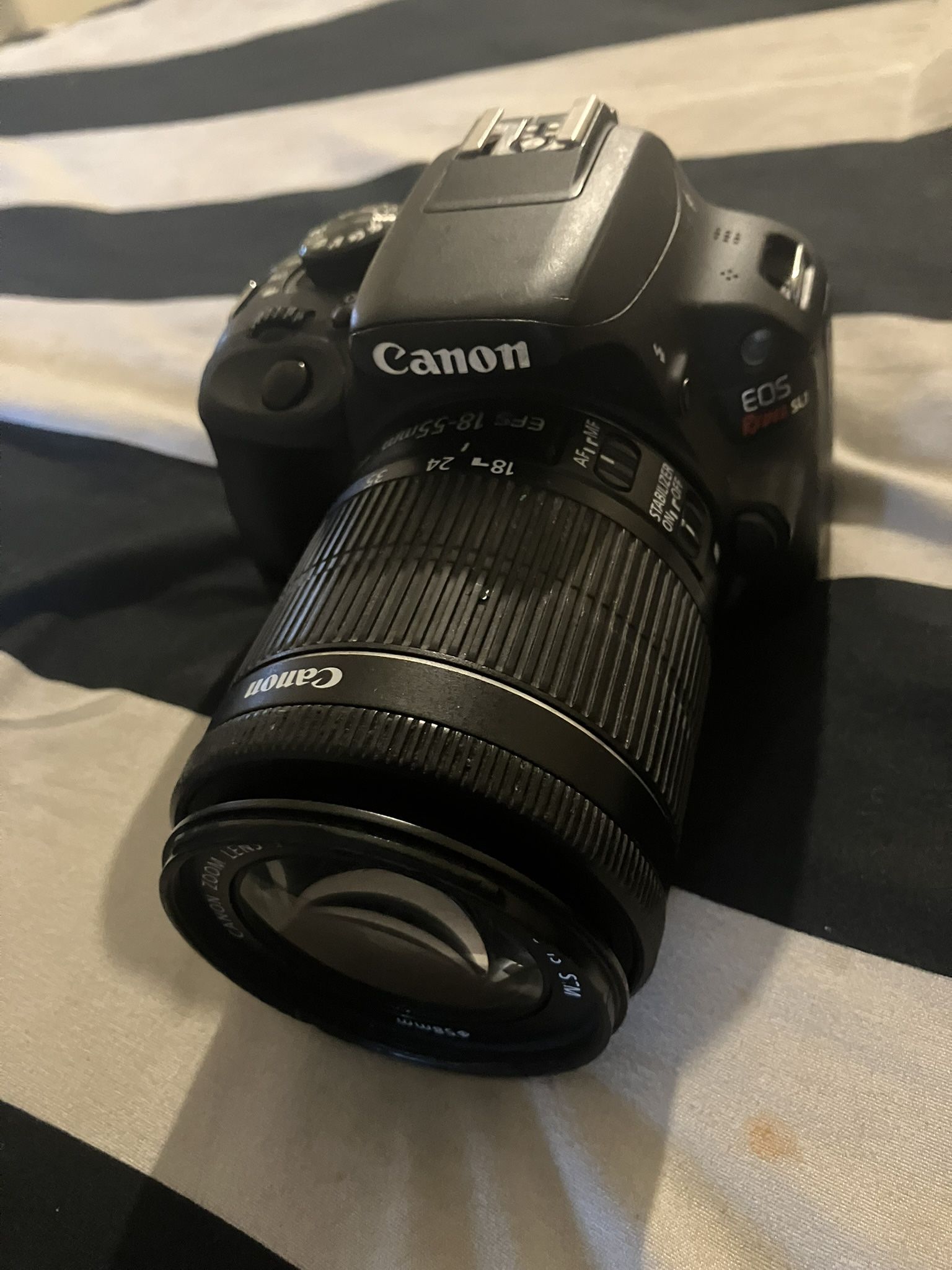 Canon EOS REBEL 