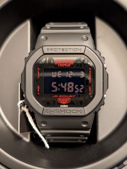 Casio stranger things G-Shock collab Netflix black DW-5600STT-1 brand new in hand