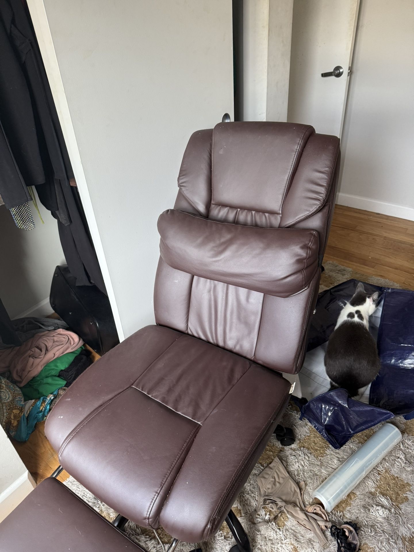 FREE EXPRESSO BROWN OFFICE CHAIR WITH MASSAGE FUNCTION