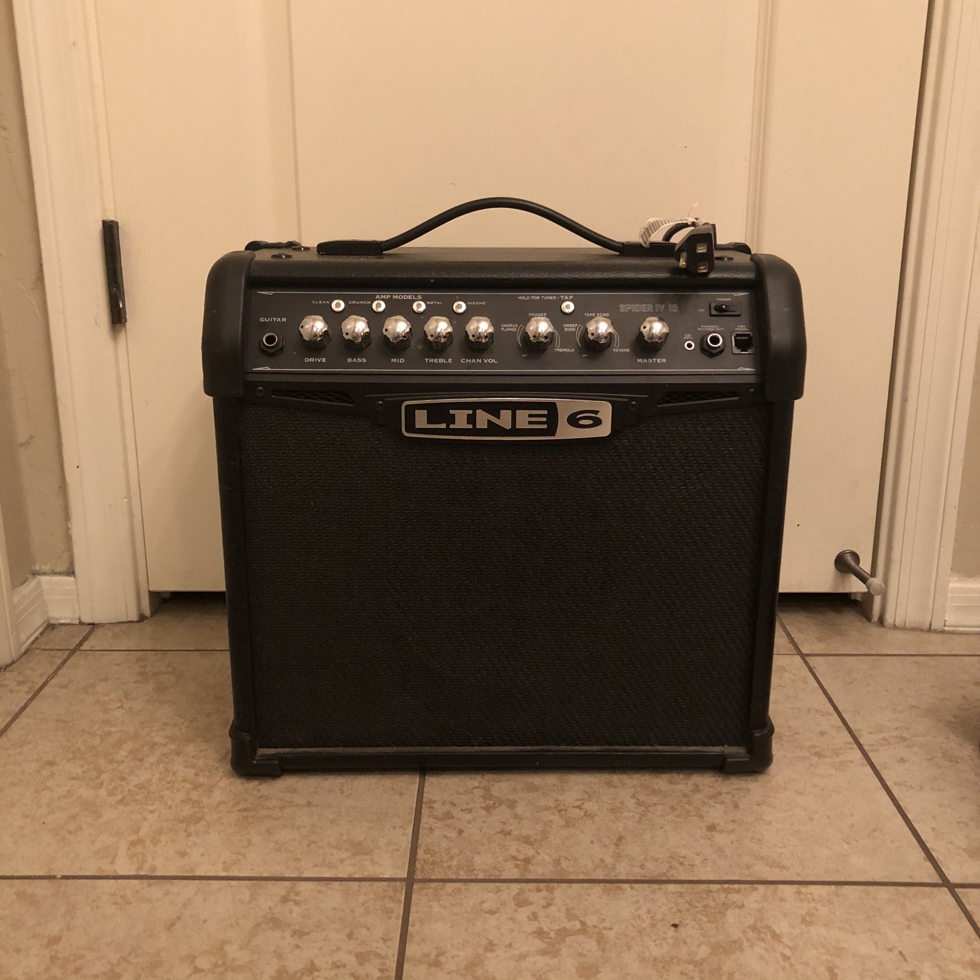 Line 6 Guitar Amp