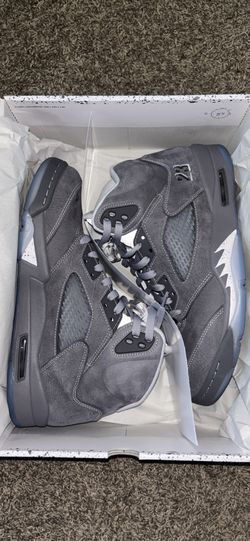 Jordan 5 Retro - ‘Wolf Grey (2026)’ Size 11 Worn Lightly