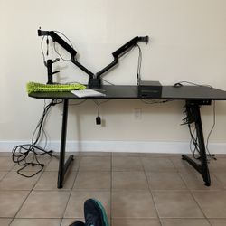 Dual Monitor Arm Mount