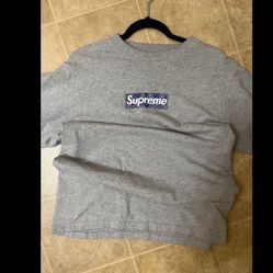 Supreme box logo