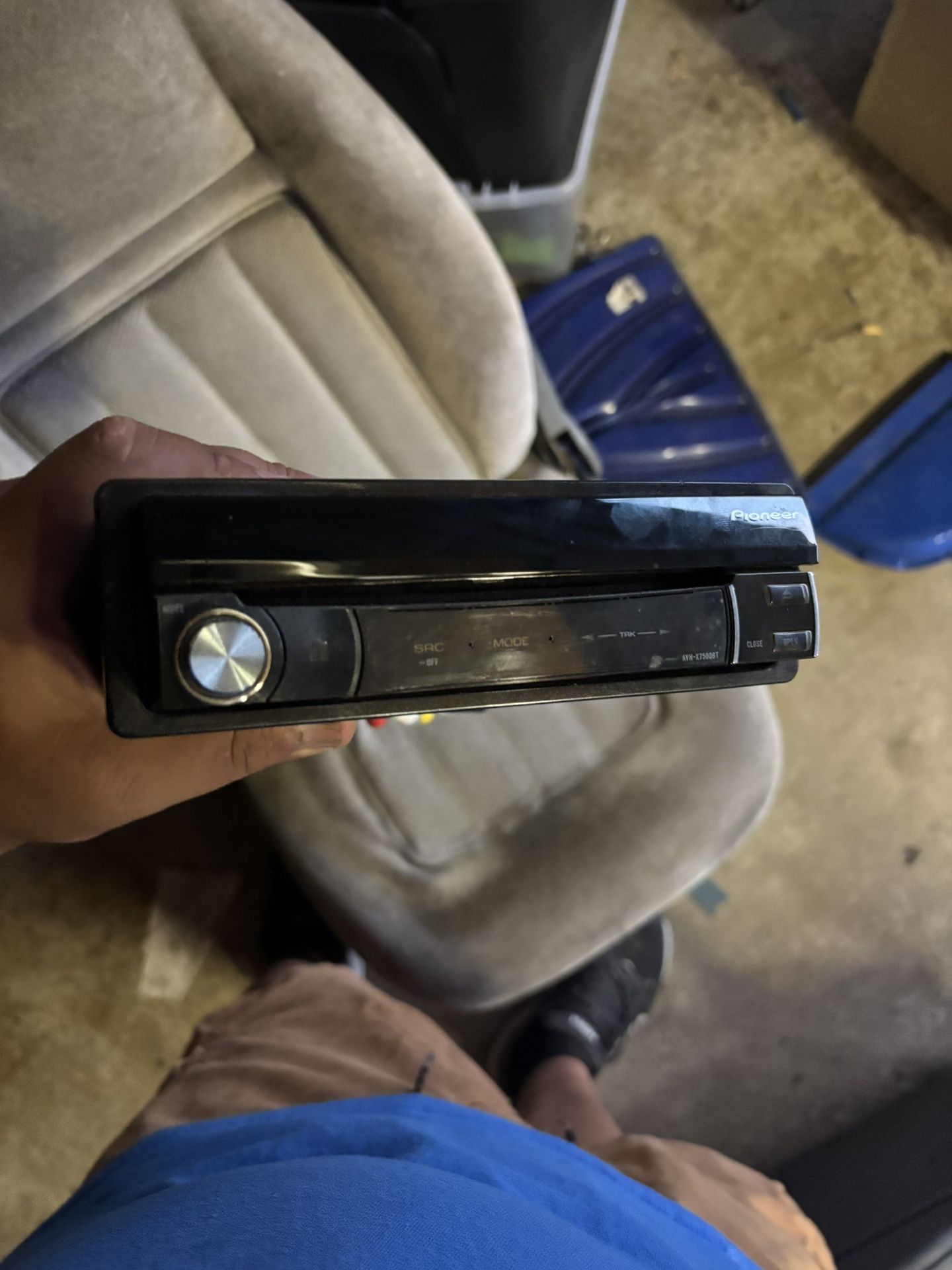 Pioneer Bluetooth Screen Radio
