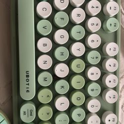 Keyboard 
