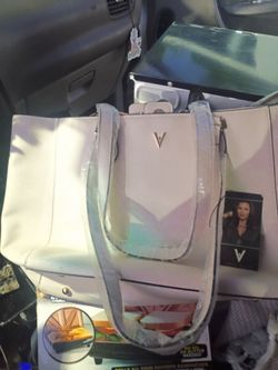 Vanessa Williams purse