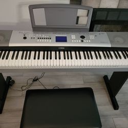 Yamaha Keyboard