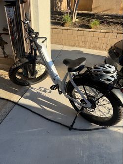Big tire e-bike