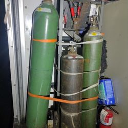 Acetylene & Oxygen gas Cylinder 