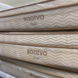 Saatva Queen Size Classic