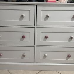 6 Drawer Dresser