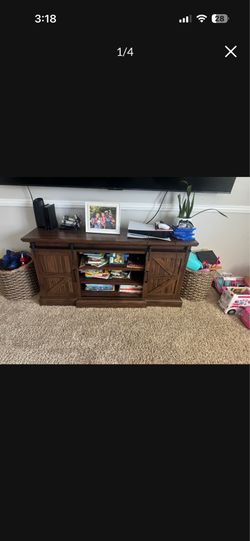 Tv stand