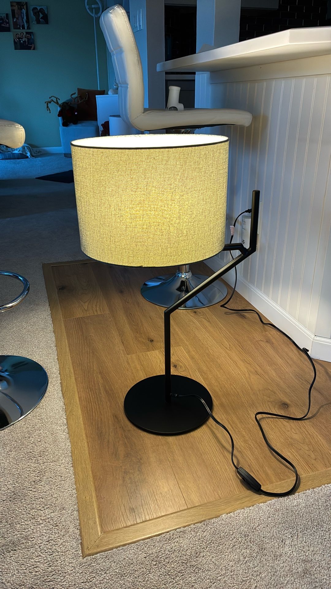 Black Table Lamp With Grey Shade