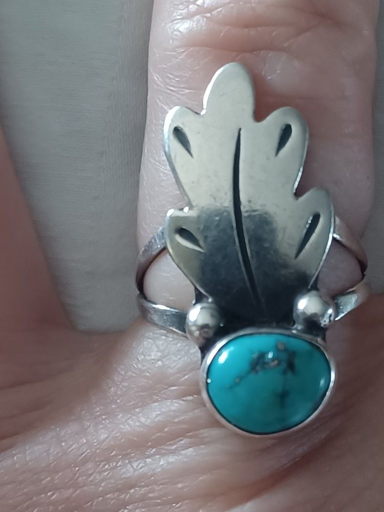 Vtg.Unique Sterling Silver Turquoise Feather Ring- Sz6.50