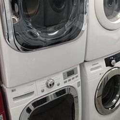 LG Washer And Jumbo Gas Dryer Stream Set For $760