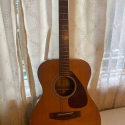 Awesome Yamaha FG 170