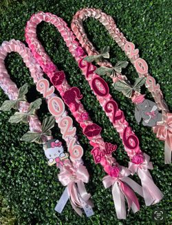Graduation lei