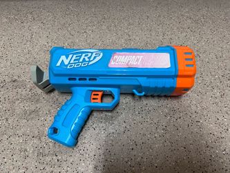 Nerf Dog Compact Blaster With One Tennis Ball