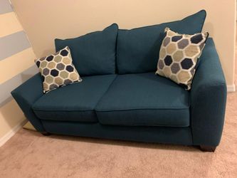 Sandia Heights Blue Loveseat Sofa sleeper for Sale in Kissimmee