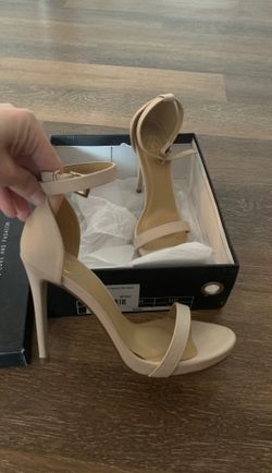 Nude heels size 8