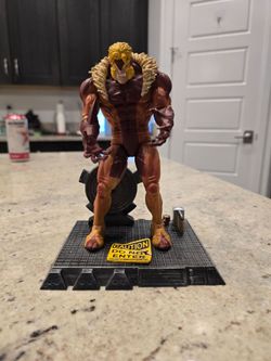 Marvel diamond select sabertooth