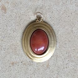 🟠 Beautiful, vintage, orange cabochon in a gold tone setting pendant 🟠 See photo with quarter for sizing reference