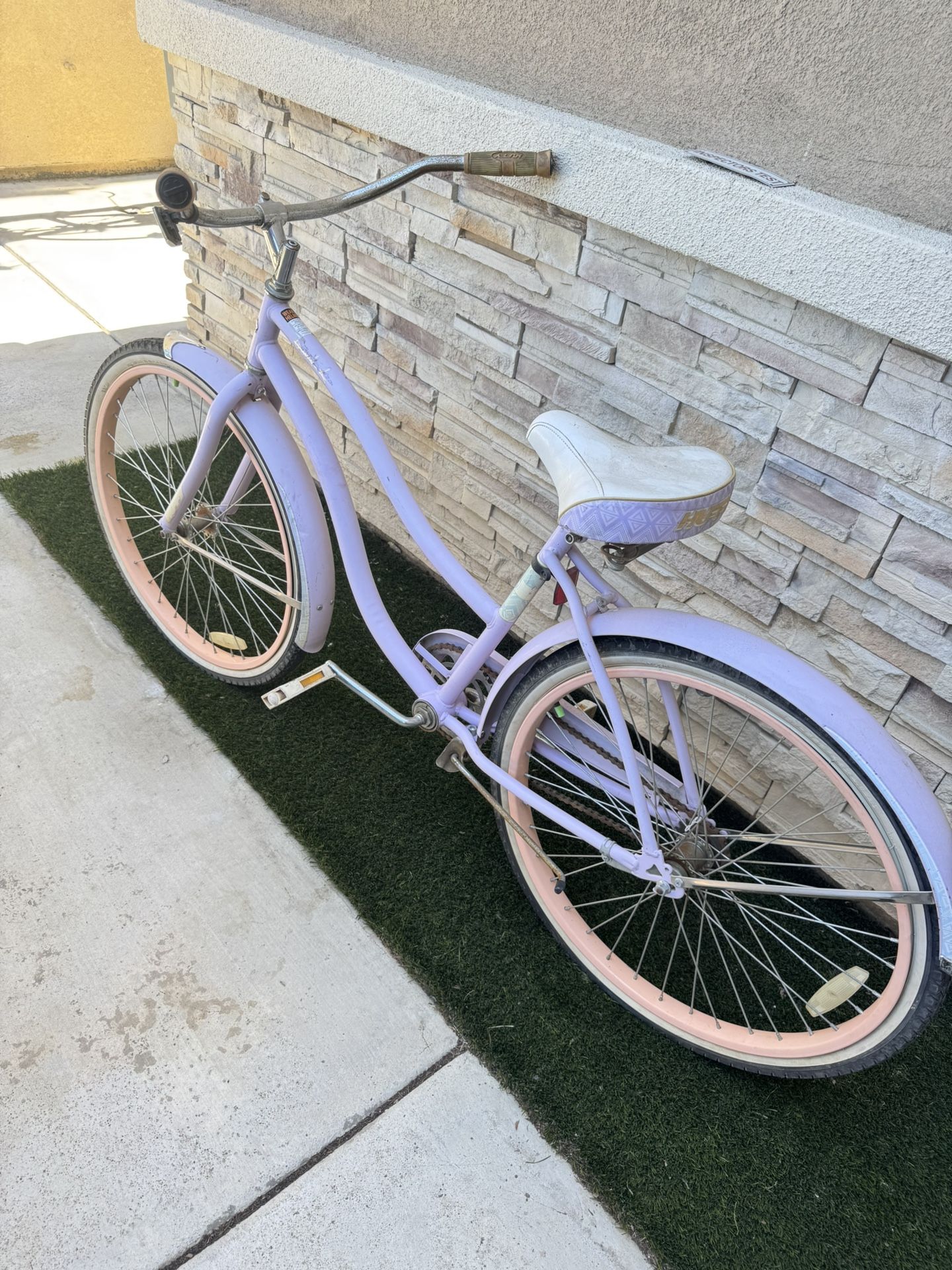 Beach Cruiser Bike