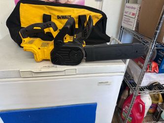 20V Dewalt Brushless chainsaw