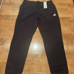 Women’s new with tags, Adidas joggers shipping available